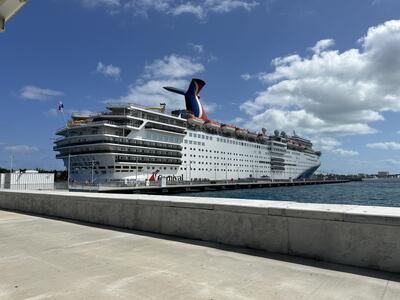 Elation-Docked-Nassau
